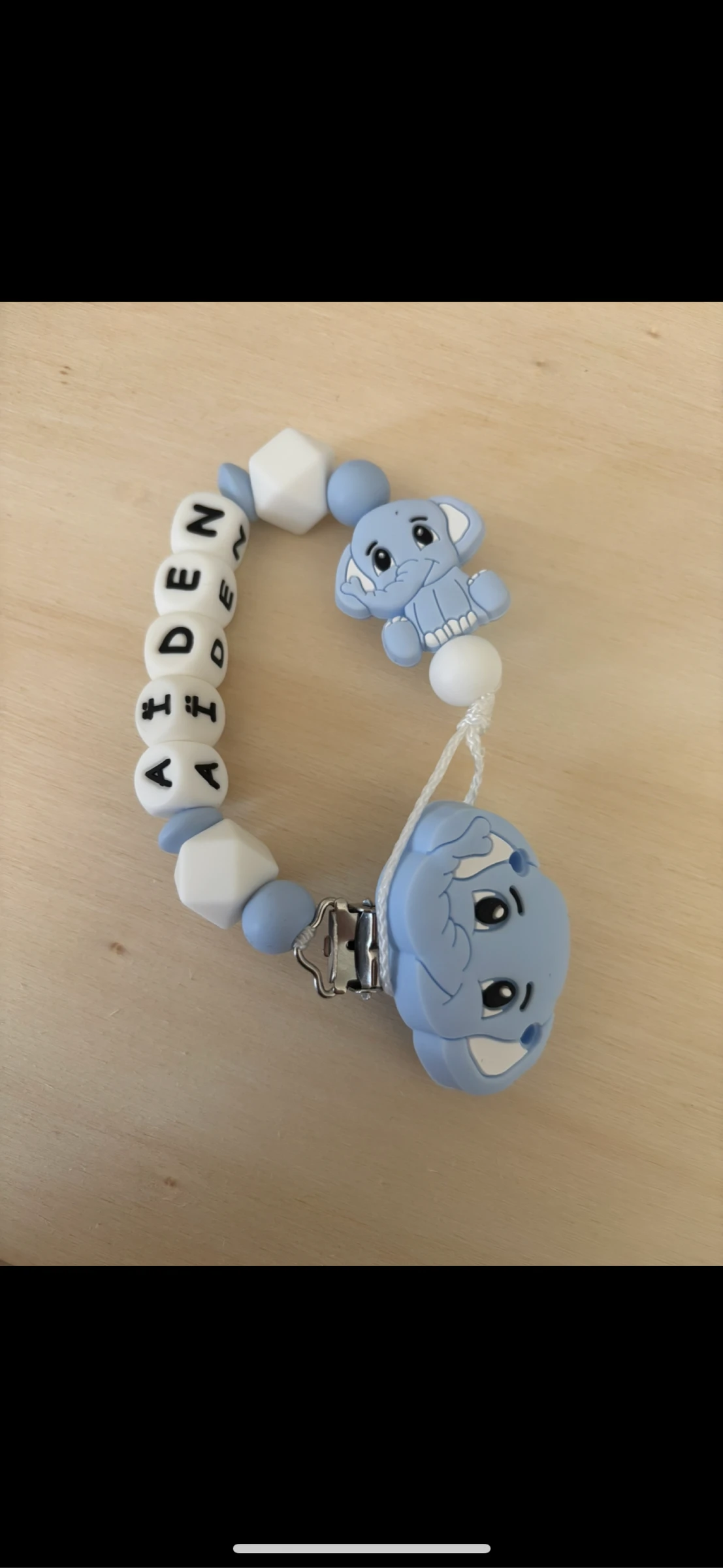 Attache tétine éléphant 